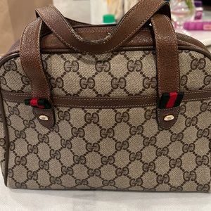 Vintage Authentic Gucci handle bag